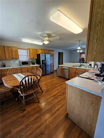 10510 W 327th Street, Paola, KS 66071