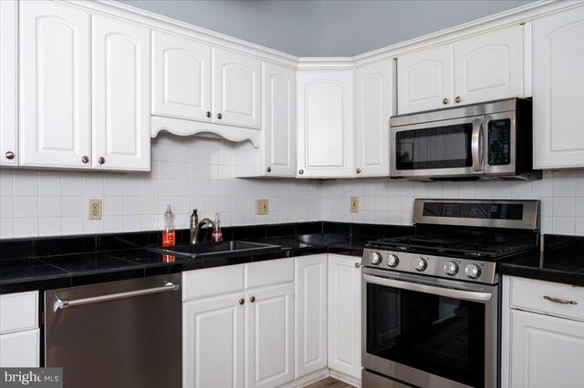 3227 ODONNELL ST, Baltimore, MD 21224