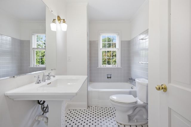 419 Lynnwood Blvd, Nashville, TN 37205