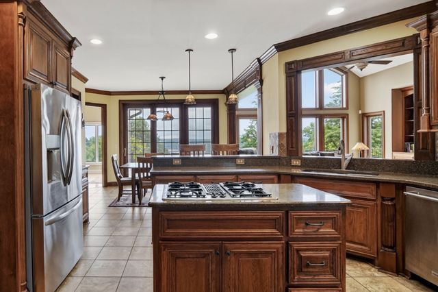 4635 Coconut Ridge Rd, Smithville, TN 37166