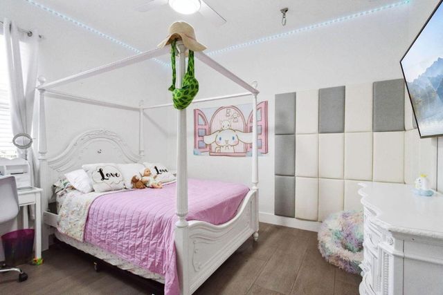 6944 2nd Street, Jupiter, FL 33458