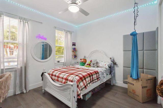 6944 2nd Street, Jupiter, FL 33458