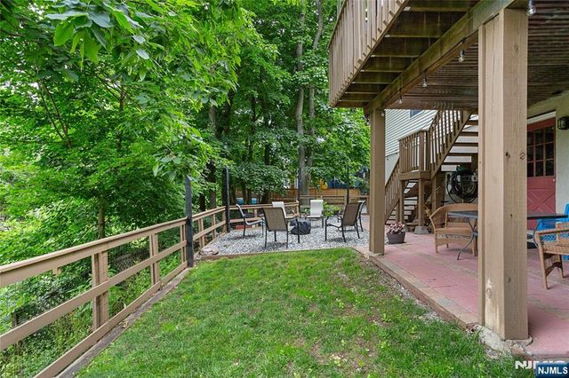 40 Shadowy Lane, West Milford, NJ 07480