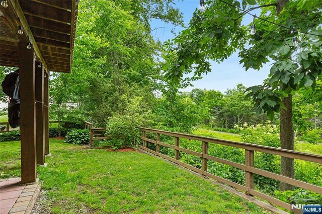 40 Shadowy Lane, West Milford, NJ 07480