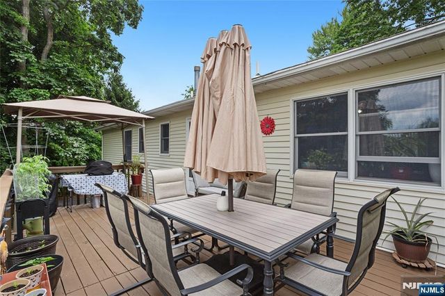 40 Shadowy Lane, West Milford, NJ 07480