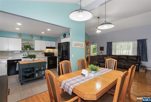 40 Shadowy Lane, West Milford, NJ 07480