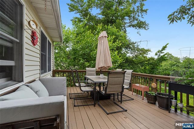 40 Shadowy Lane, West Milford, NJ 07480