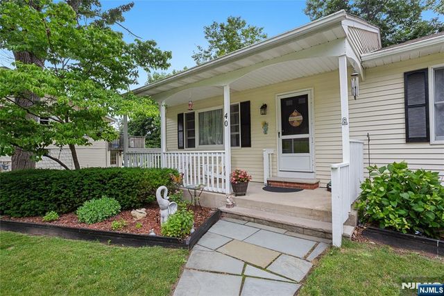 40 Shadowy Lane, West Milford, NJ 07480