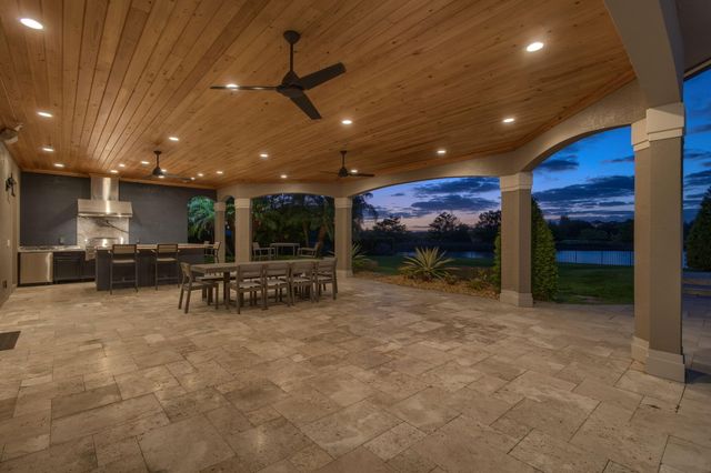 11135 Lynwood Palm Way, Palm Beach Gardens, FL 33412