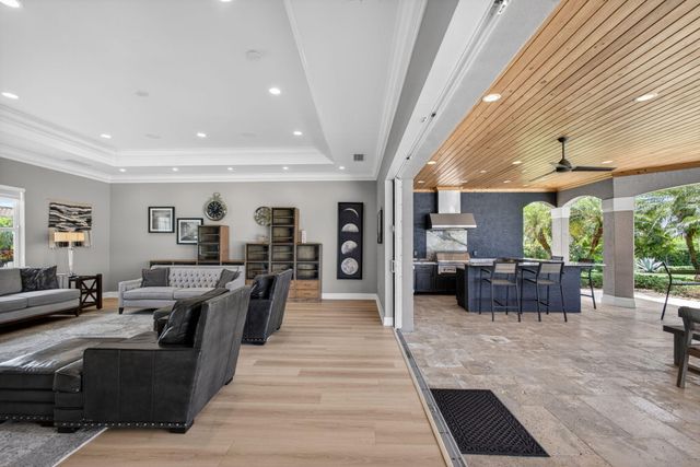 11135 Lynwood Palm Way, Palm Beach Gardens, FL 33412