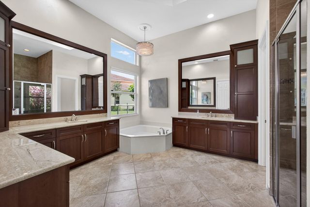 11135 Lynwood Palm Way, Palm Beach Gardens, FL 33412