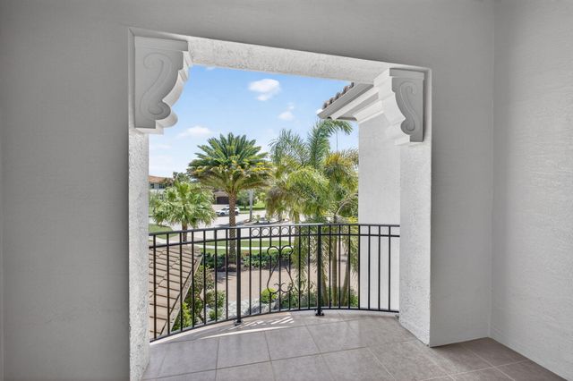 11135 Lynwood Palm Way, Palm Beach Gardens, FL 33412
