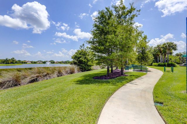 11135 Lynwood Palm Way, Palm Beach Gardens, FL 33412