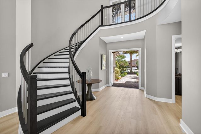 11135 Lynwood Palm Way, Palm Beach Gardens, FL 33412