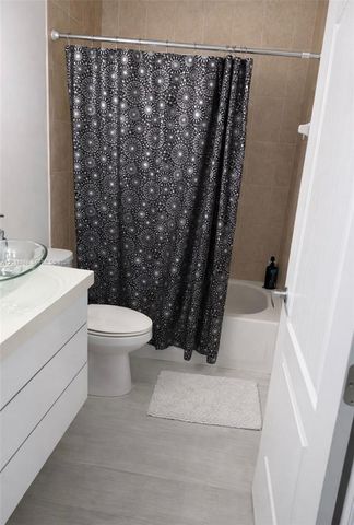 11115 W Okeechobee Rd 124, Hialeah Gardens, FL 33018