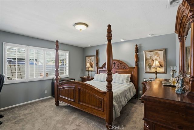 22568 Castle Crag Drive, Canyon Lake, CA 92587