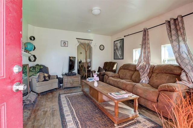 1801 E Madison Street, Oklahoma City, OK 73111