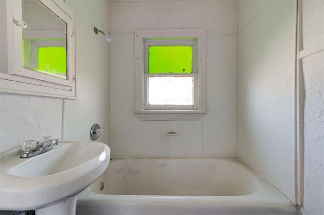 1801 E Madison Street, Oklahoma City, OK 73111