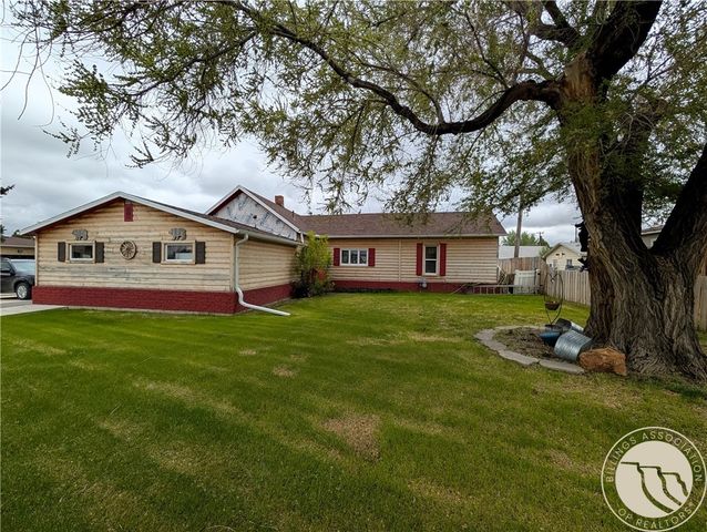 327 2nd AVENUE W, Culbertson, MT 59218