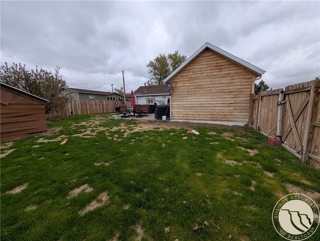 327 2nd AVENUE W, Culbertson, MT 59218