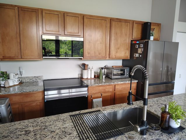 2323 W Pershing Road 336, Chicago, IL 60609