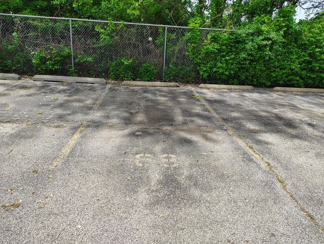 2323 W Pershing Road 336, Chicago, IL 60609