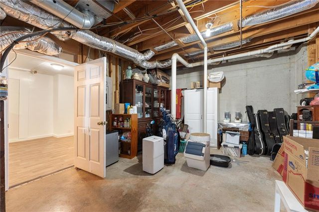 402 Hunters Court, Ball Ground, GA 30107