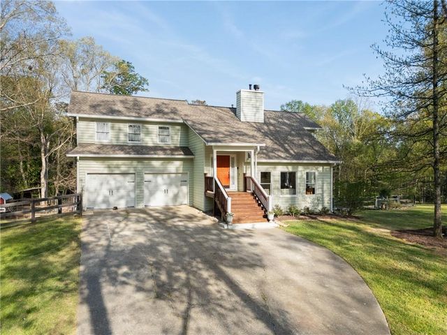 402 Hunters Court, Ball Ground, GA 30107