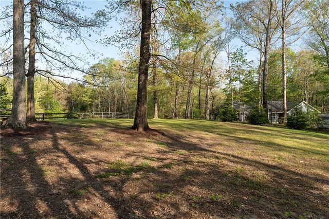 402 Hunters Court, Ball Ground, GA 30107
