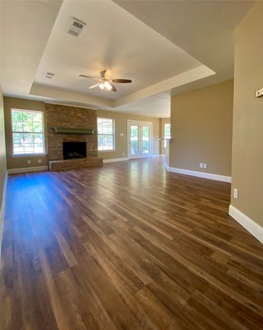 805 Lynn Street, Bonham, TX 75418