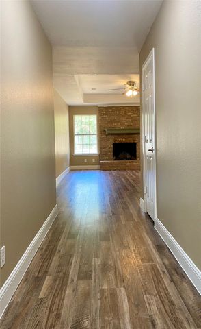 805 Lynn Street, Bonham, TX 75418