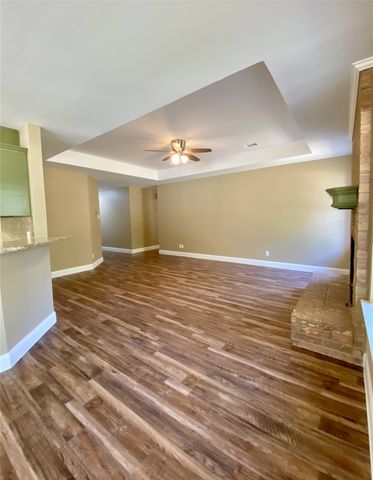 805 Lynn Street, Bonham, TX 75418