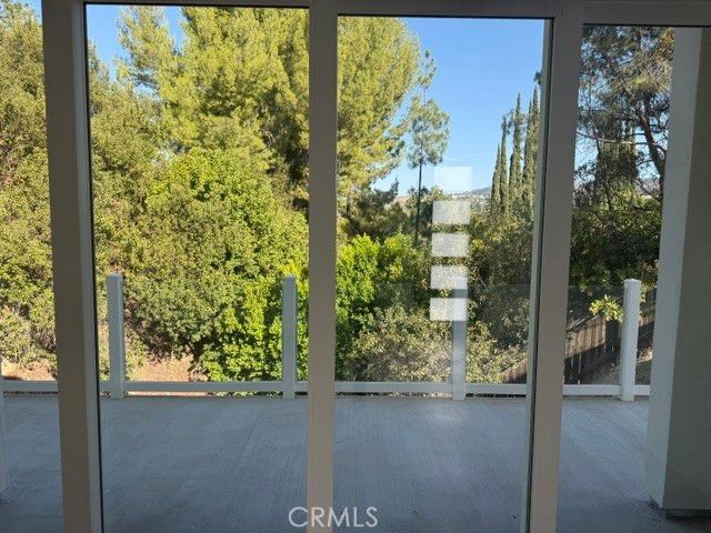 4724 El Caballero Drive, Tarzana, CA 91356