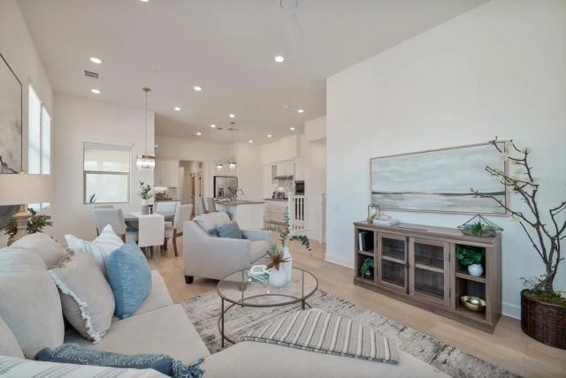 16750 Coyote Bush Dr 58, San Diego, CA 92127