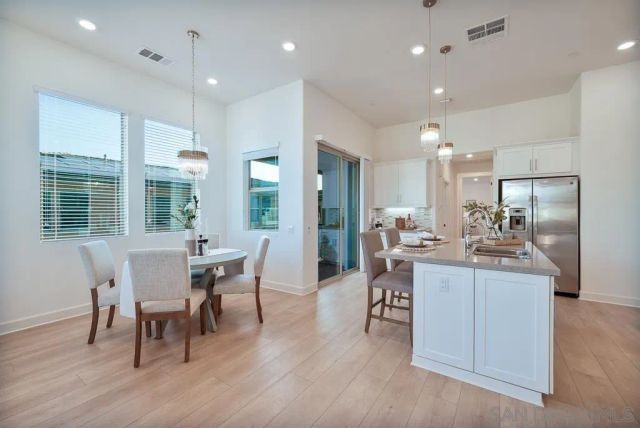 16750 Coyote Bush Dr 58, San Diego, CA 92127