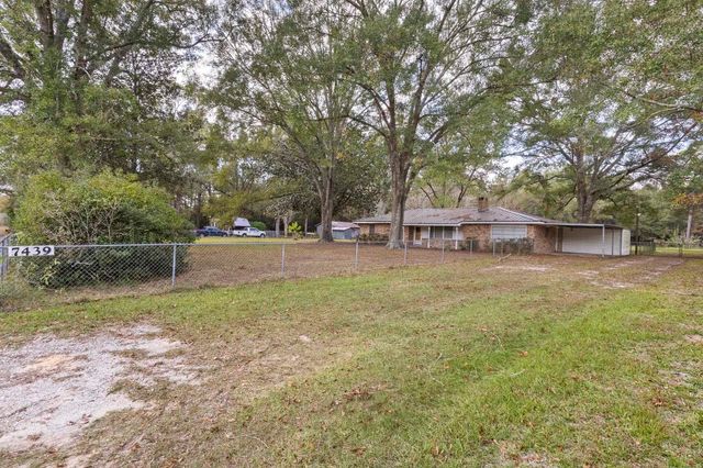 7439 Old Kountze Hwy, Silsbee, TX 77656