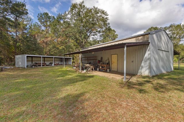 7439 Old Kountze Hwy, Silsbee, TX 77656