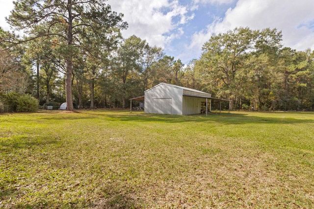 7439 Old Kountze Hwy, Silsbee, TX 77656