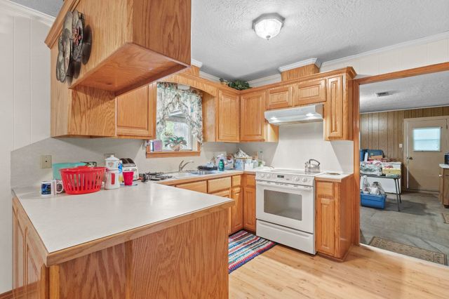 7439 Old Kountze Hwy, Silsbee, TX 77656