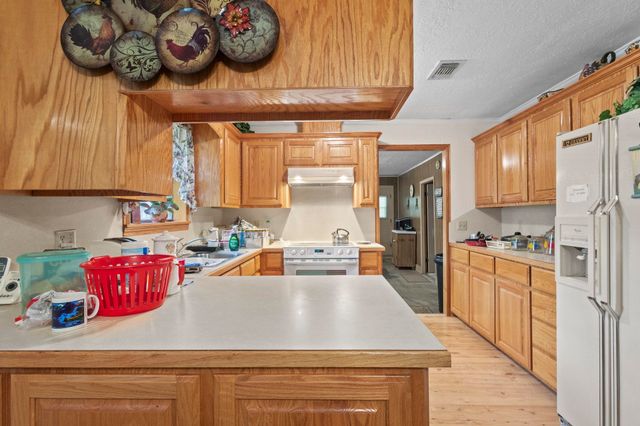 7439 Old Kountze Hwy, Silsbee, TX 77656