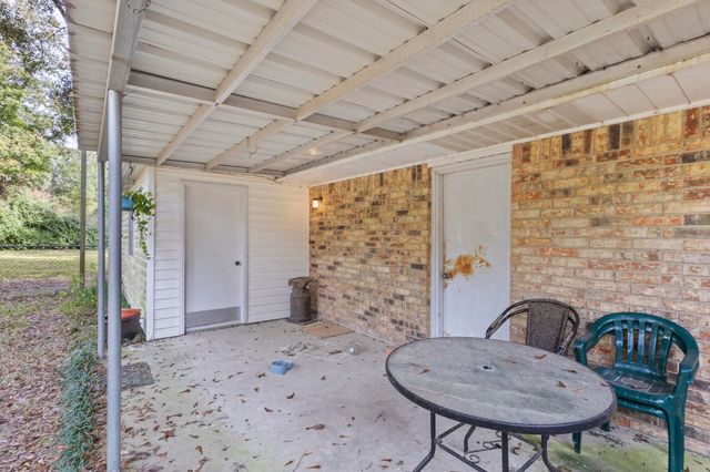 7439 Old Kountze Hwy, Silsbee, TX 77656