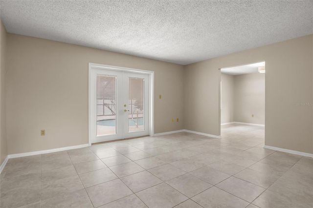 2024 CHARNES COURT, Lakeland, FL 33813