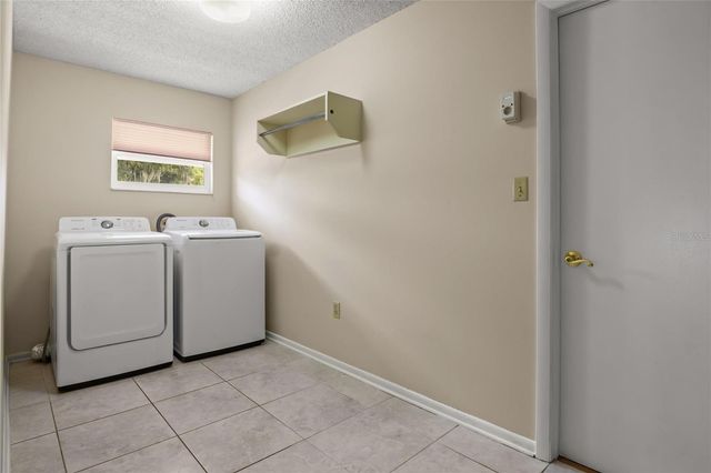 2024 CHARNES COURT, Lakeland, FL 33813