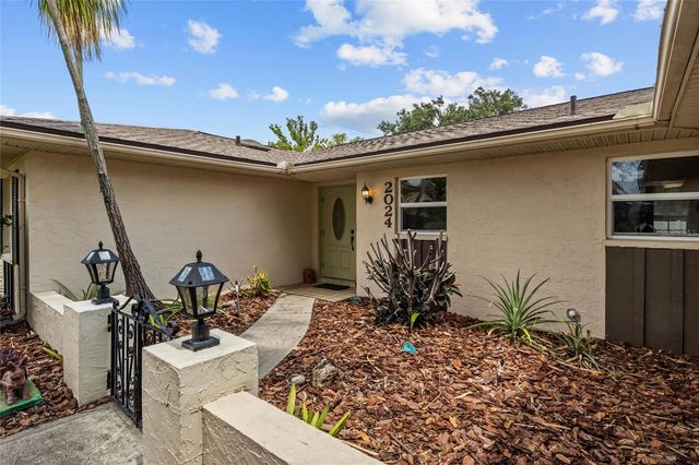 2024 CHARNES COURT, Lakeland, FL 33813