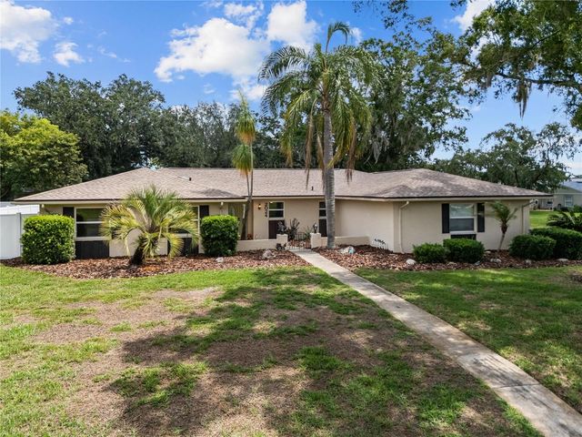 2024 CHARNES COURT, Lakeland, FL 33813