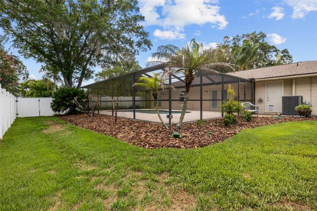 2024 CHARNES COURT, Lakeland, FL 33813
