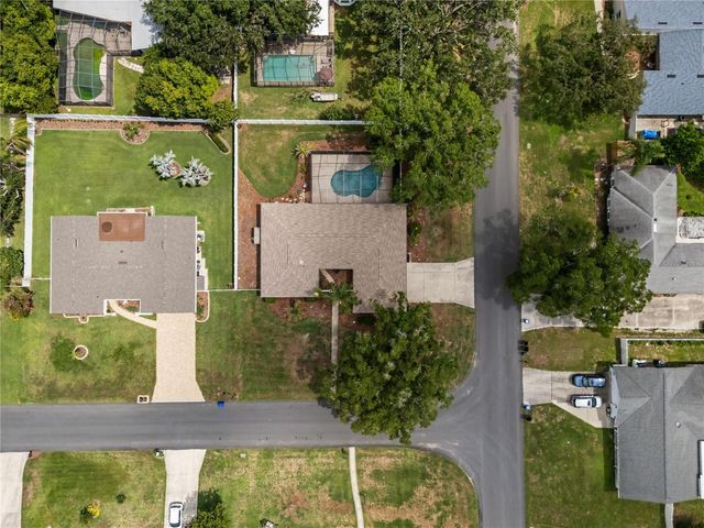 2024 CHARNES COURT, Lakeland, FL 33813