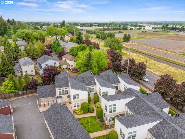 15711 Ne BEECH St 5F, Portland, OR 97230
