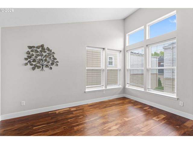 15711 Ne BEECH St 5F, Portland, OR 97230