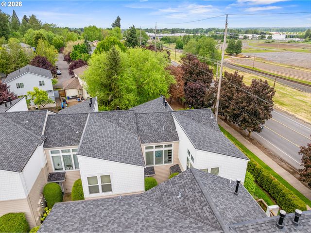 15711 Ne BEECH St 5F, Portland, OR 97230